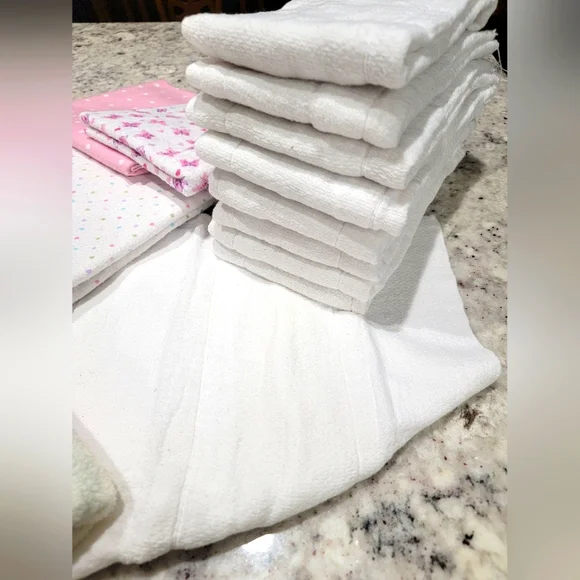 Baby Blanket & Burp Cloth Bundle - Picture 5 of 6